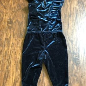 baby girl velvet jumpsuit